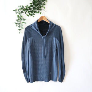 Under Armour Womens Fitted Blue & Black Drawstring Cowl Neck Athletic Top Medium